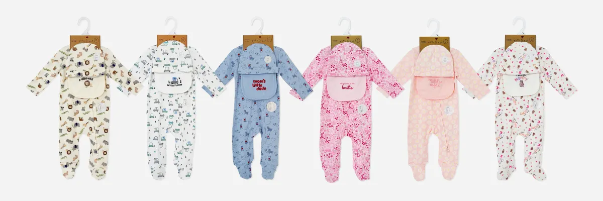 3pk Newborn Outfit Set, Zip Footed Sleeper, Hat & Bib